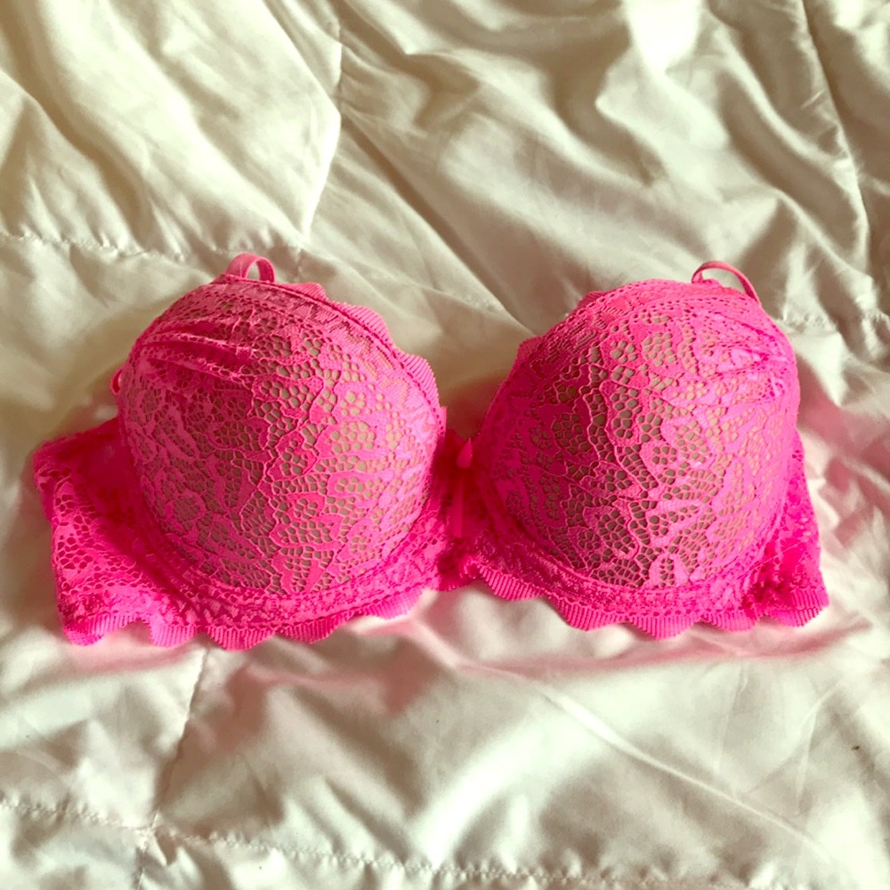 Jezebel 36B Pink Lacey Push-Up Bra
